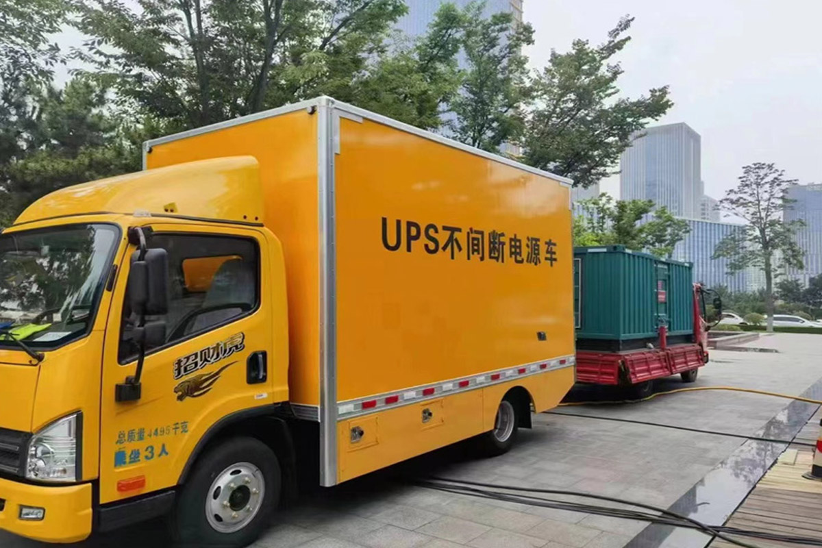 白塔发电机租赁施工现场